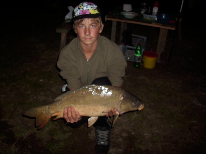 kapor 70cm bolies dinamit baits scopex (pustený)