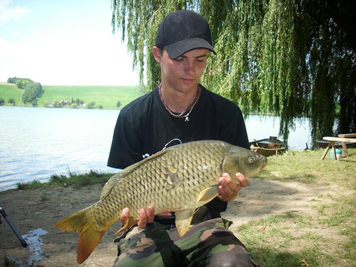 kapor 62cm bolies dinamit baits scopex (pustený)